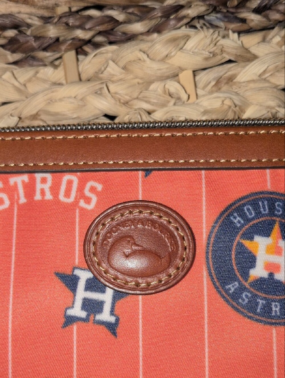 Dooney & Bourke Orange Houston Astros Logo Wristlet - Picture 3 of 6